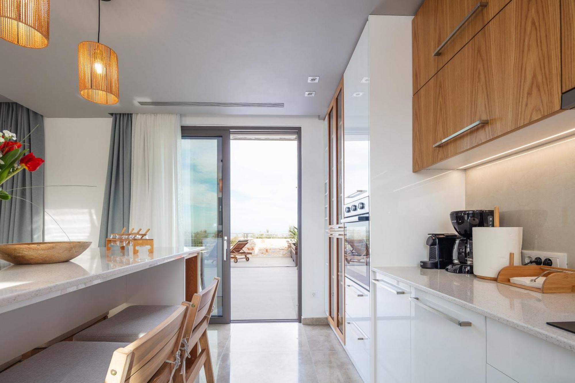 Oinolithos Luxury Villas Kalamaki Екстериор снимка